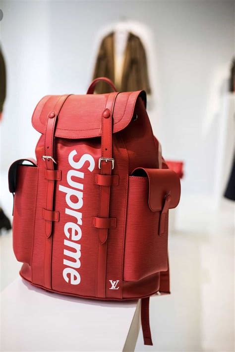 fake louis vuitton supreme backpack|mascarilla supreme louis vuitton.